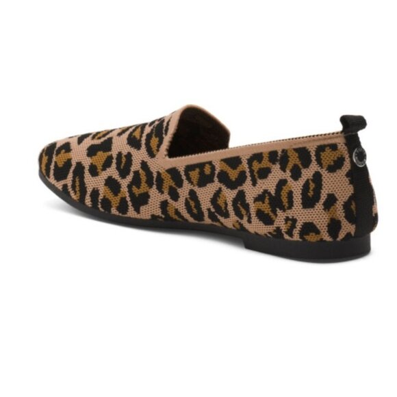 NEW STEVE MADDEN Animal Print Knit Slip On Flats size 6.5 - Picture 2 of 8